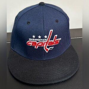 Adidas Men’s S/M fitted Washington Capitals cap NWOT​​​​​​​​​​​​​​​​​​​​​​